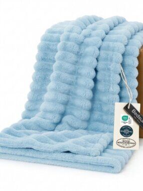 NWT Bedsure Twin Size Fleece Blanket 60x80 Light Blue Ultra Soft Cozy Throw